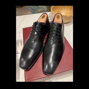 Stunning Classic Black Leather Magnanni Mens Shoes